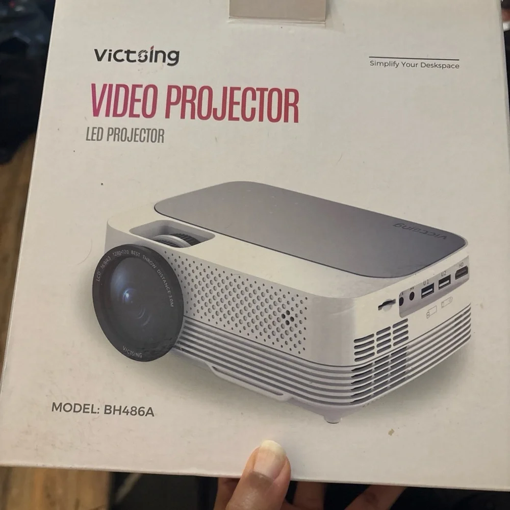 VicTsing Silver and White LED Video Projector